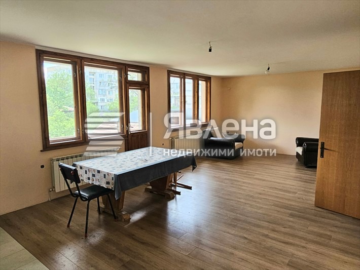 Продава КЪЩА, гр. София, Бенковски, снимка 13 - Къщи - 55893773