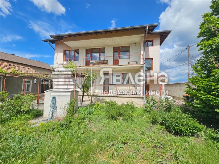 Продава КЪЩА, гр. София, Бенковски
