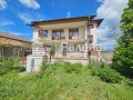 Продава КЪЩА, гр. София, Бенковски, снимка 1