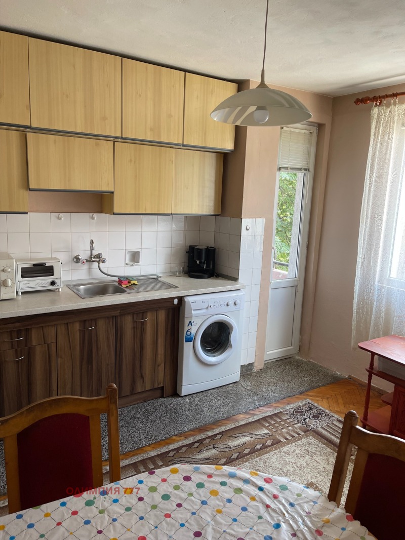 Продава 4-СТАЕН в град Плевен, Идеален център - 100 кв.м / 168 000 € » 328 579.44 лв., ОЛИМПИЯ 777