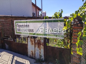 Продава  Къща, с. Бенковски