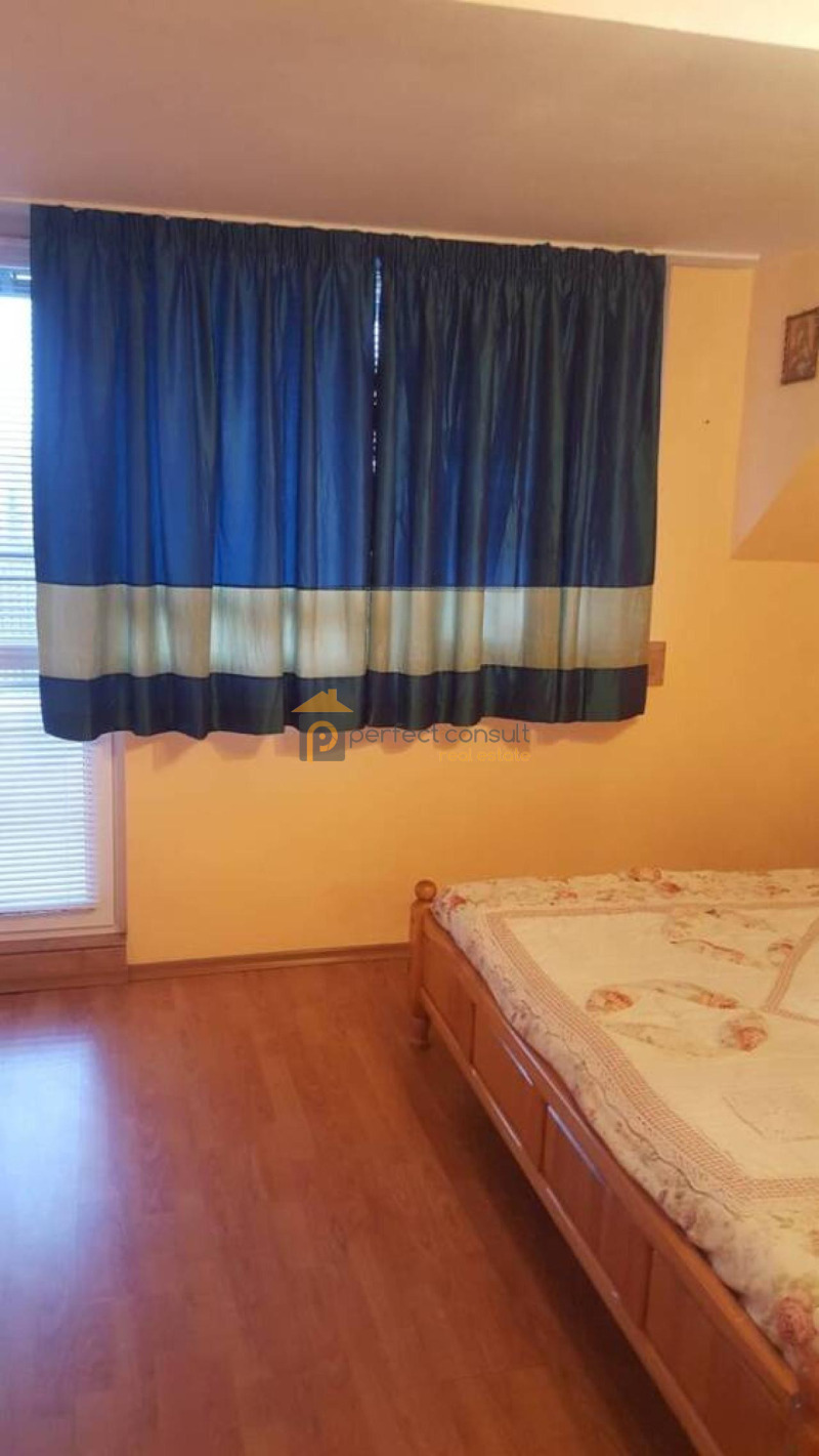 De vânzare  1 dormitor Plovdiv , Sâdiisci , 71 mp | 38371104 - imagine [9]