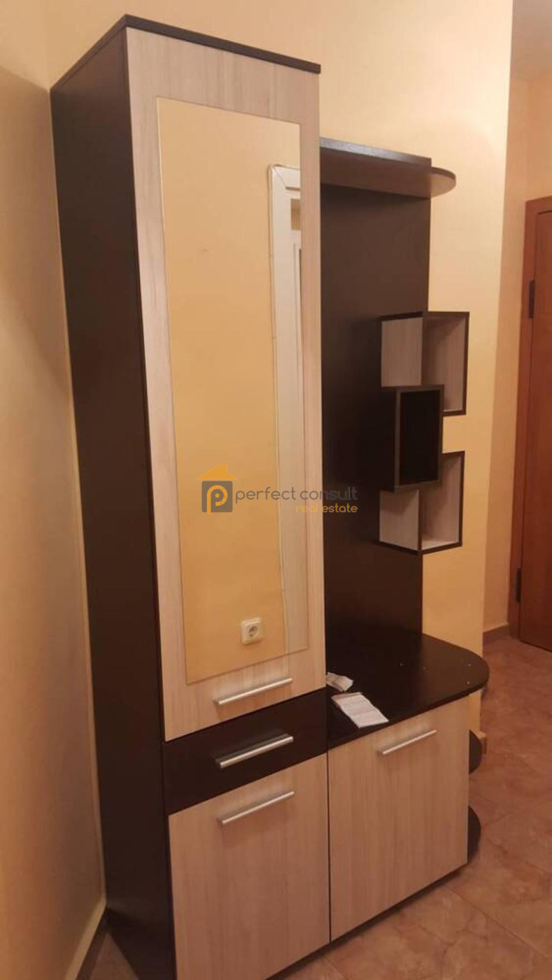 De vânzare  1 dormitor Plovdiv , Sâdiisci , 71 mp | 38371104 - imagine [12]