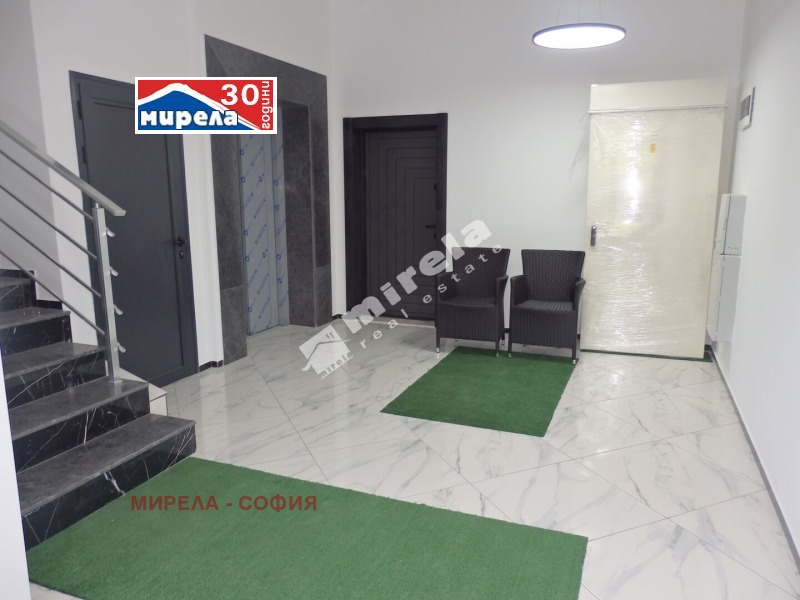 De vânzare  1 dormitor Sofia , Triâgâlnica , 62 mp | 48208292 - imagine [7]
