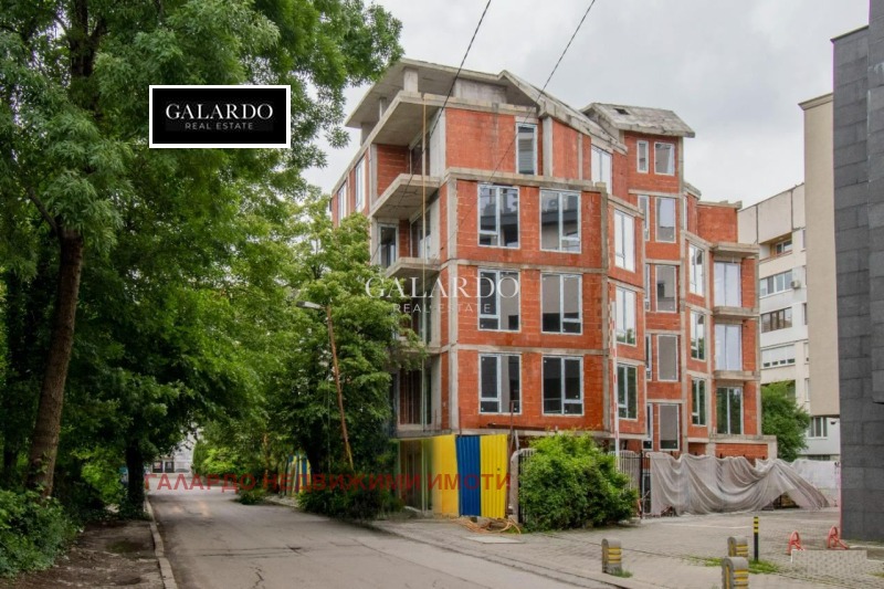 На продаж  3 кімнатна София , Стрелбище , 123 кв.м | 94440394