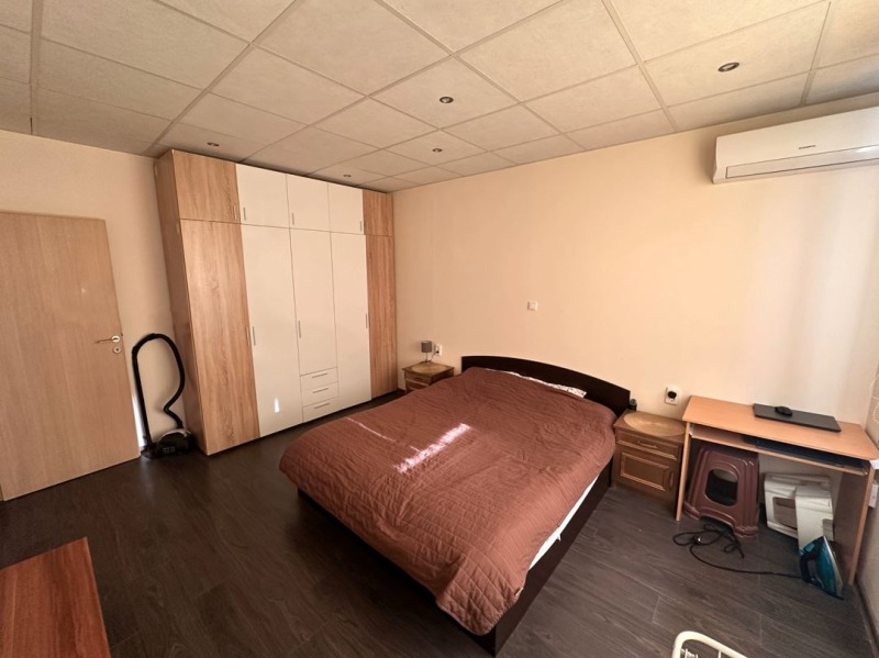 Na prodej  1 ložnice Sofia , Tolstoj , 61 m2 | 91052612