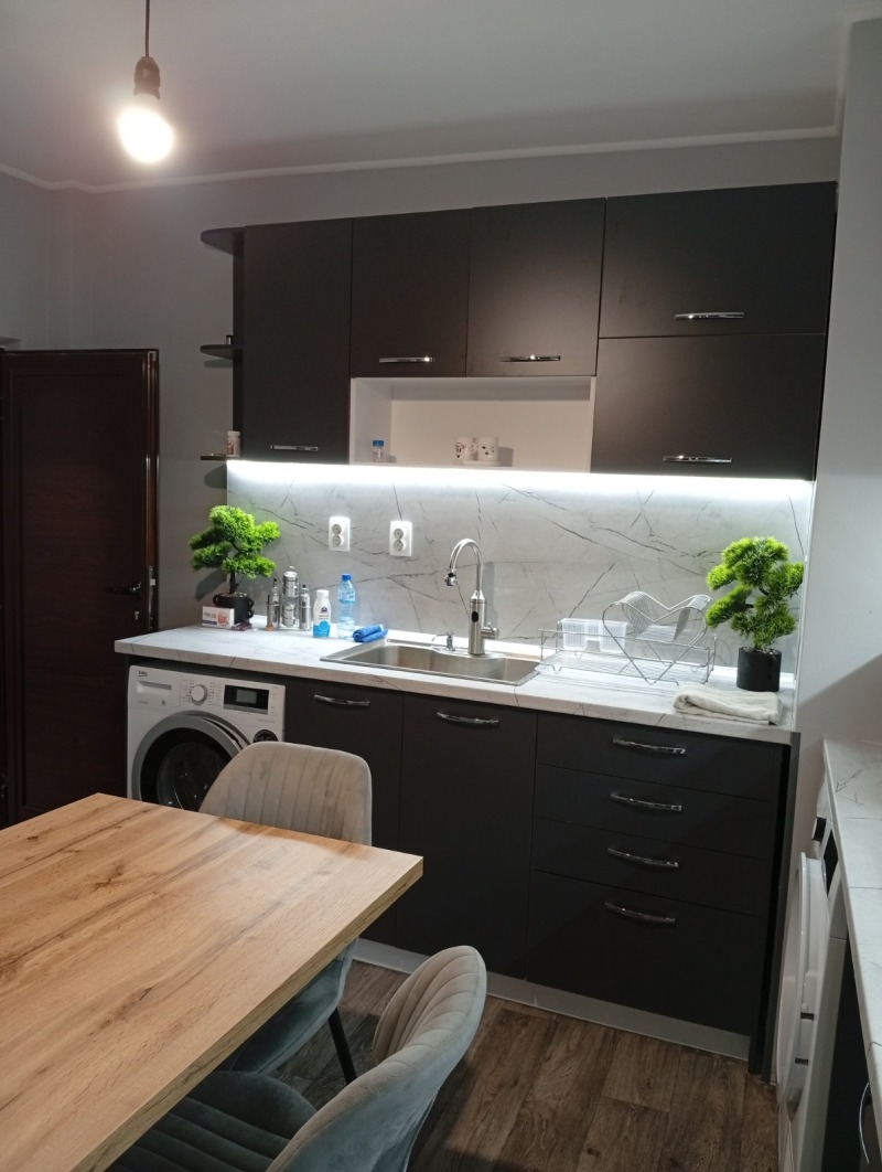 Продава  Мезонет град Перник , Изток , 146 кв.м | 30458700 - изображение [2]