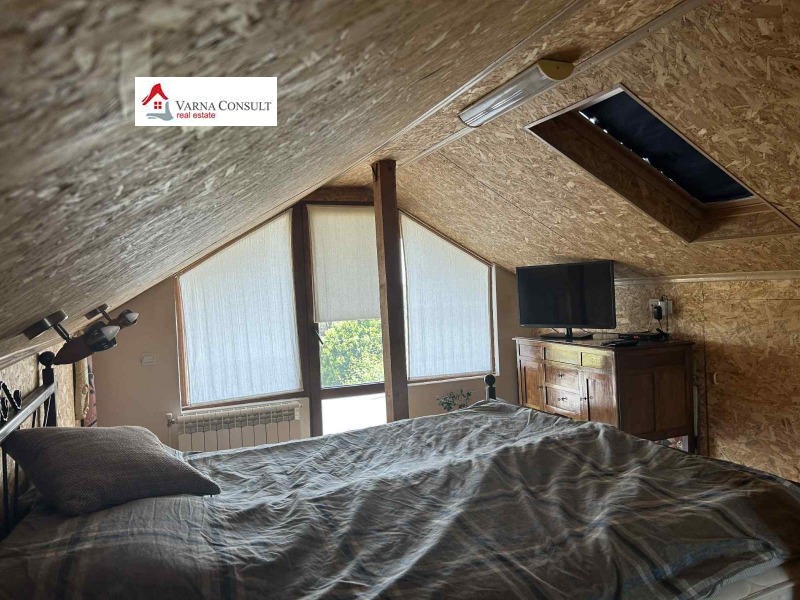 Продава КЪЩА, с. Здравец, област Варна, снимка 12 - Къщи - 53321677