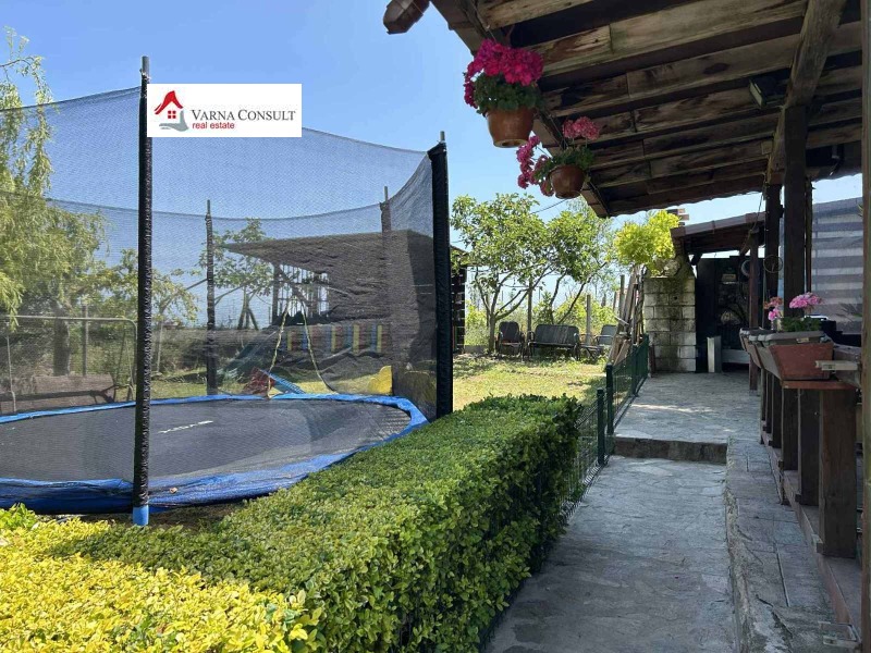 Продава КЪЩА, с. Здравец, област Варна, снимка 13 - Къщи - 53321677