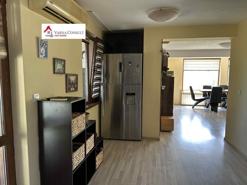 Продава КЪЩА, с. Здравец, област Варна, снимка 5 - Къщи - 53321677