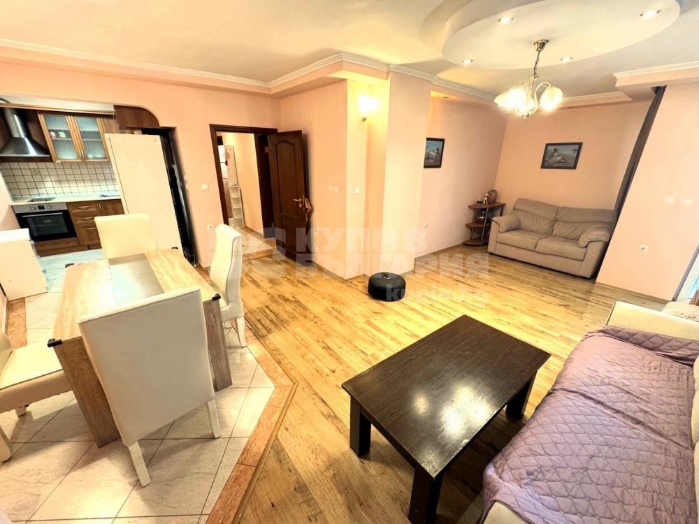Продава 3-СТАЕН, гр. Варна, Център