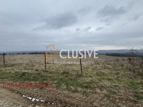 Plot Zdravets, region Varna 4