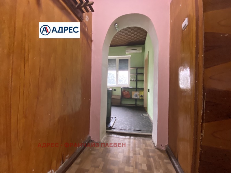 Продава  2-стаен град Плевен , Широк център , 65 кв.м | 81086522 - изображение [4]