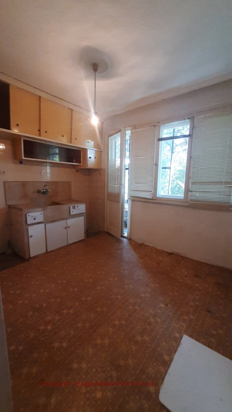 Til salg  1 soveværelse Plovdiv , Zapaden , 63 kvm | 89273317 - billede [2]