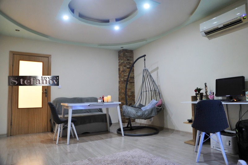 Продава  3-стаен град Варна , Зимно кино Тракия , 92 кв.м | 79524847 - изображение [2]
