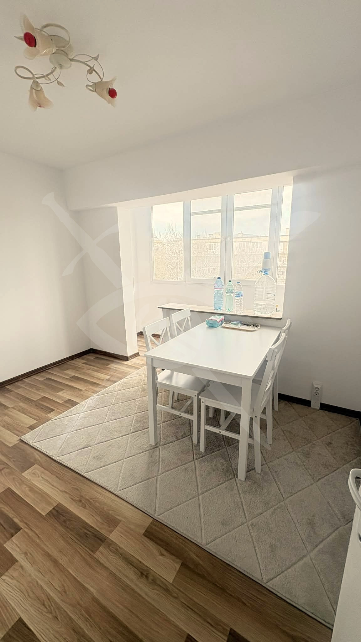 Продава 3-СТАЕН, гр. Варна, Цветен квартал, снимка 3 - Апартаменти - 53683924