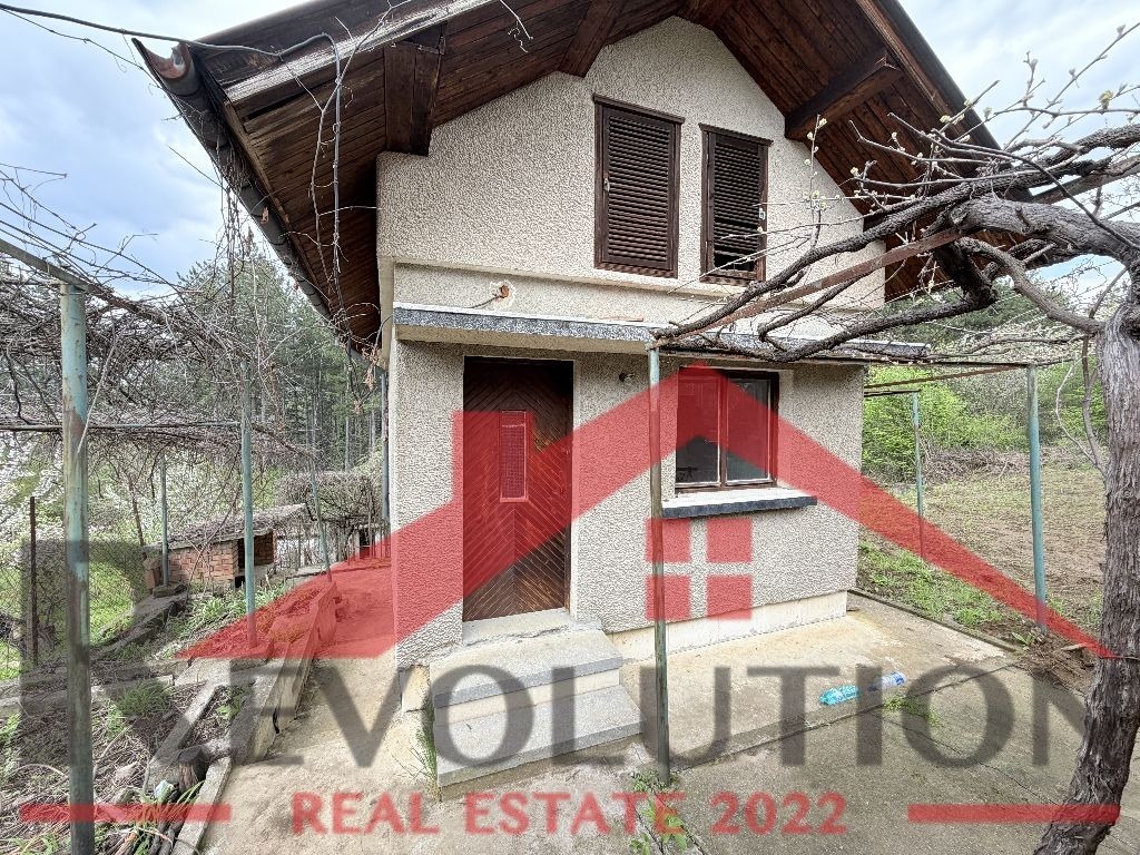 Продава ВИЛА, с. Солище, област Кърджали, снимка 2 - Вили - 54367276