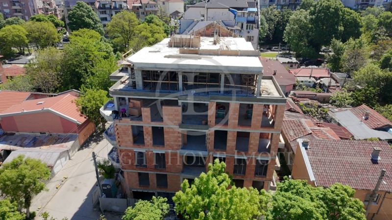 En venta  2 dormitorios Plovdiv , Kyuchuk Parizh , 101 metros cuadrados | 91643657 - imagen [2]