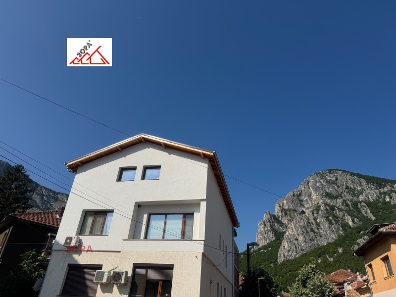 Eladó  2 hálószobás Vraca , Centar , 102 négyzetméter | 97546894 - kép [2]