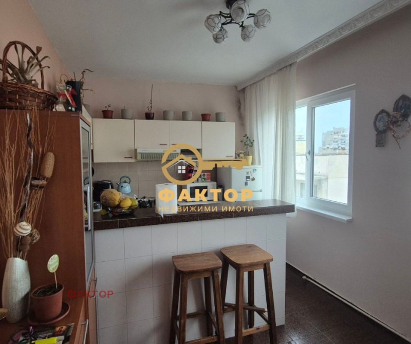 In vendita  2 camere da letto Plovdiv , Trakiia , 86 mq | 44045065 - Immagine [4]