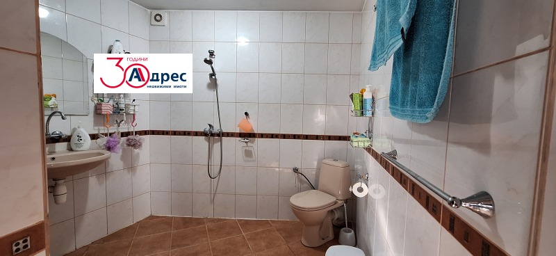 Продава КЪЩА, гр. Елена, област Велико Търново, снимка 16 - Къщи - 48303283