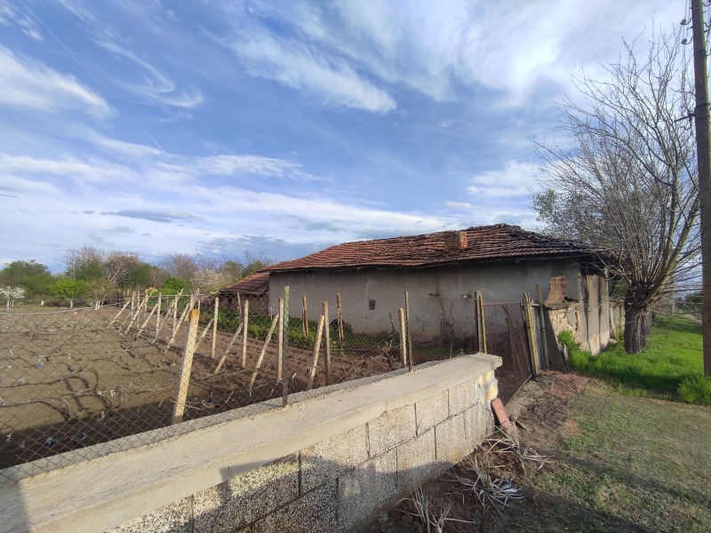 Продава КЪЩА, с. Хаджидимитрово, област Велико Търново, снимка 4 - Къщи - 50644258