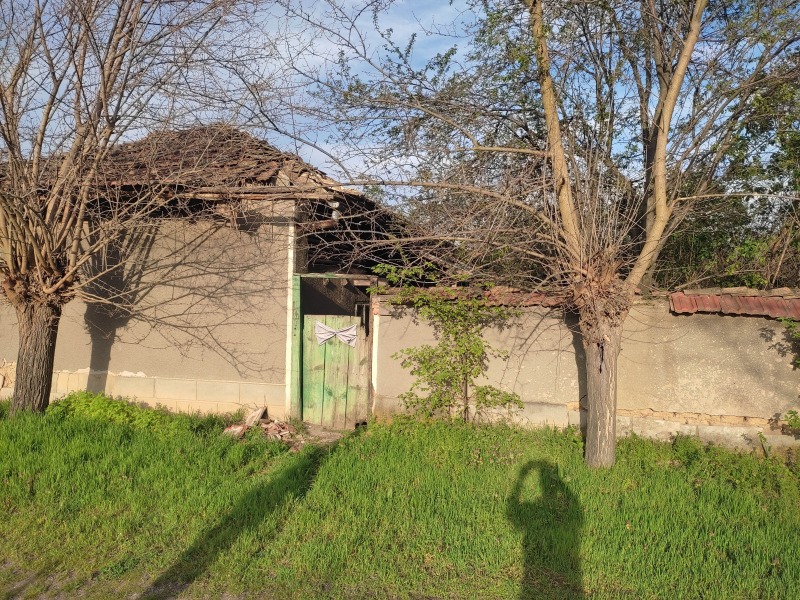 Продава КЪЩА, с. Хаджидимитрово, област Велико Търново, снимка 2 - Къщи - 50644258