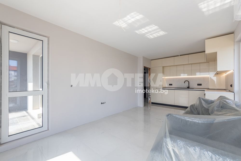 Продава 3-СТАЕН, гр. Варна, Възраждане 3, снимка 3 - Апартаменти - 53980738