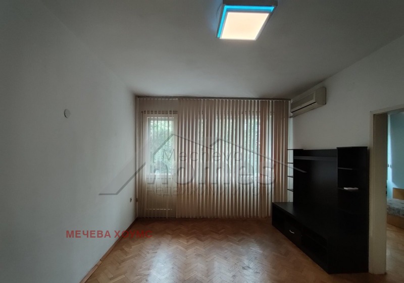 In vendita  2 camere da letto Stara Zagora , Tsentar , 78 mq | 55531743