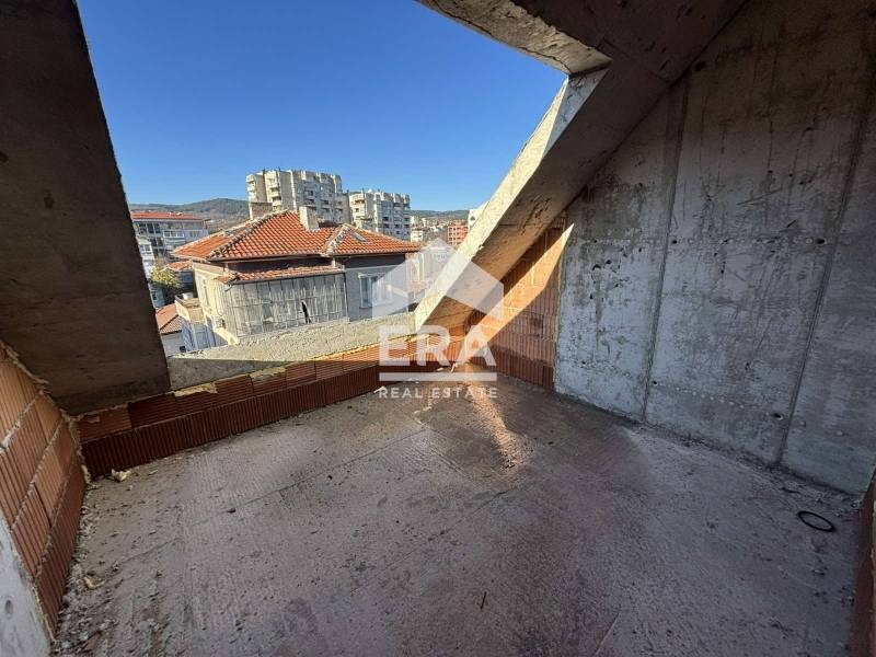 Продава 3-СТАЕН, гр. Шумен, Център, снимка 3 - Апартаменти - 50961286