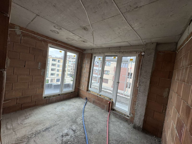 Myytävänä  2 makuuhuonetta Sofia , Krastova vada , 140 neliömetriä | 53127248 - kuva [10]