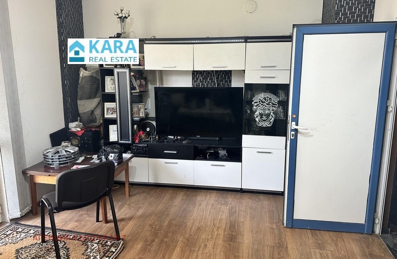 Продава МНОГОСТАЕН, гр. Кърджали, Веселчане, снимка 2 - Апартаменти - 53984810