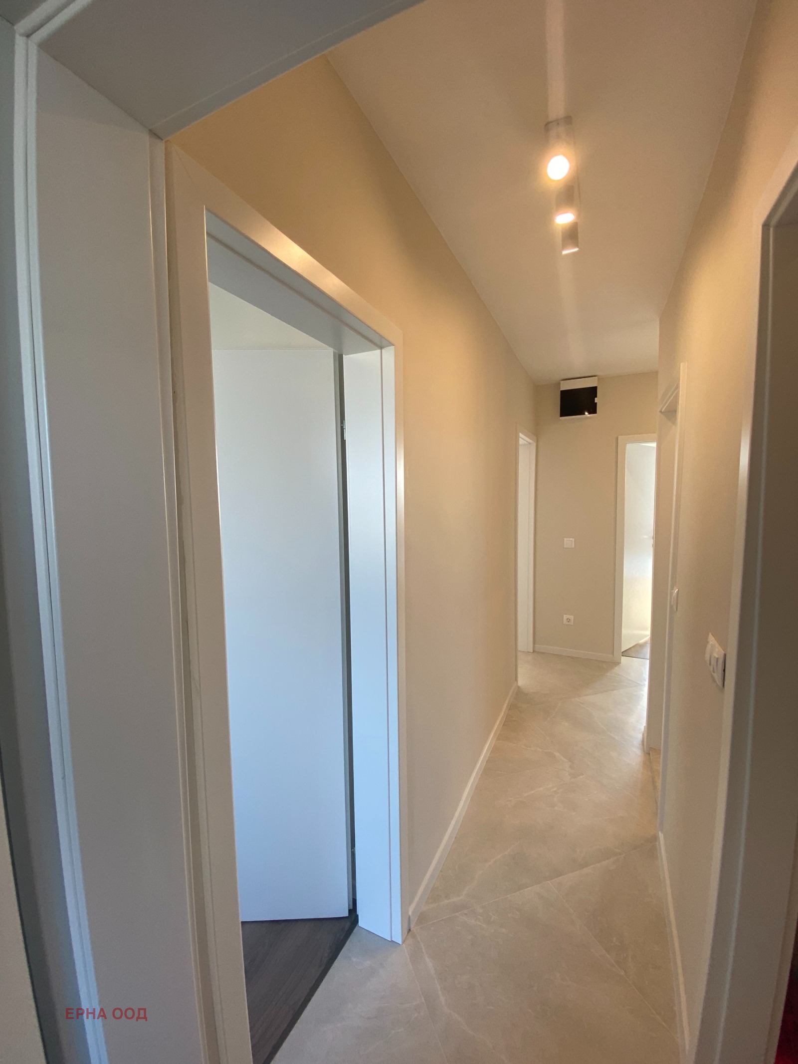 Продава 3-СТАЕН, гр. София, Овча купел, снимка 11 - Апартаменти - 56070723