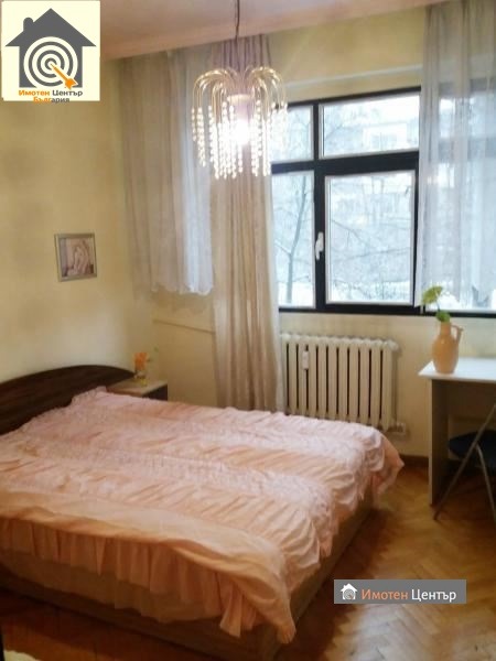 Продава 2-СТАЕН, гр. София, Изток, снимка 3 - Апартаменти - 52173813