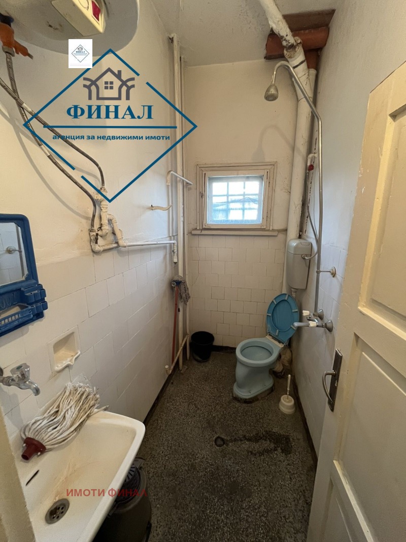 Продава 3-СТАЕН, гр. Шумен, Център, снимка 2 - Апартаменти - 53455544