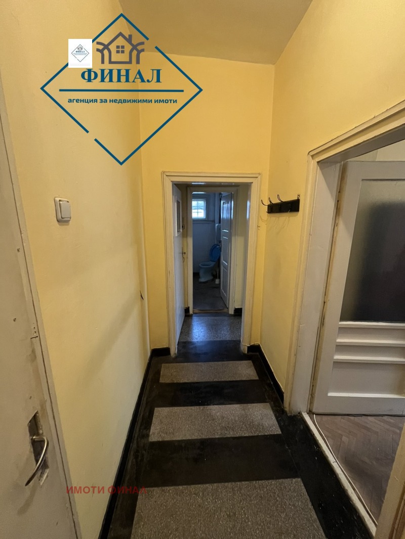 Продава 3-СТАЕН, гр. Шумен, Център, снимка 4 - Апартаменти - 53455544