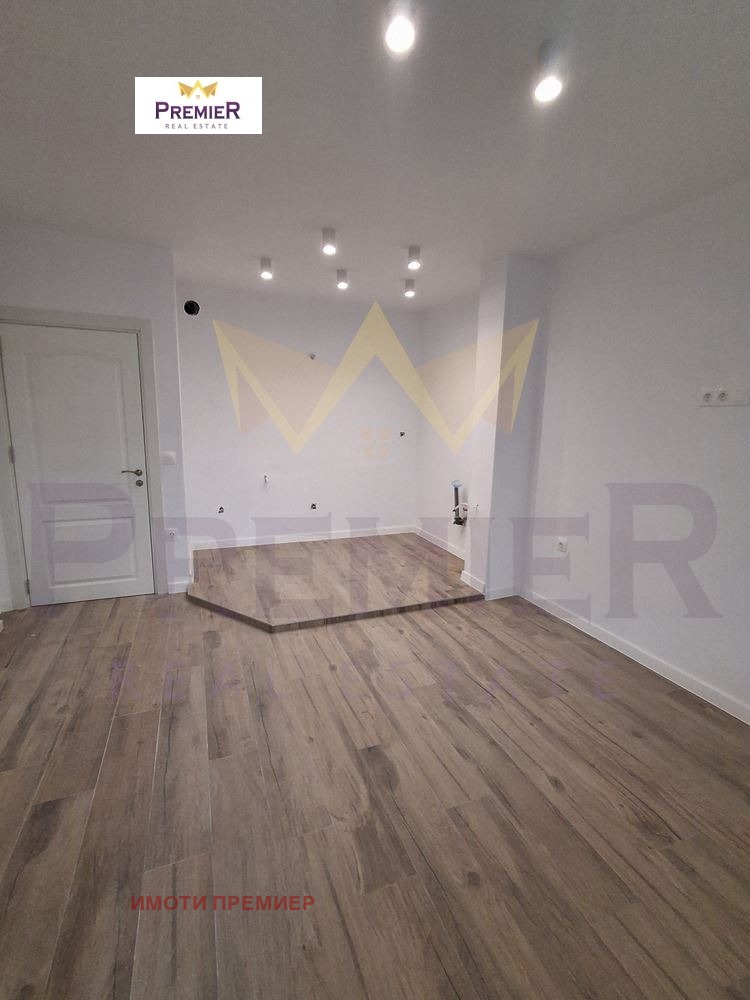 Продава 4-СТАЕН, гр. Варна, Лятно кино Тракия, снимка 6 - Апартаменти - 55312111
