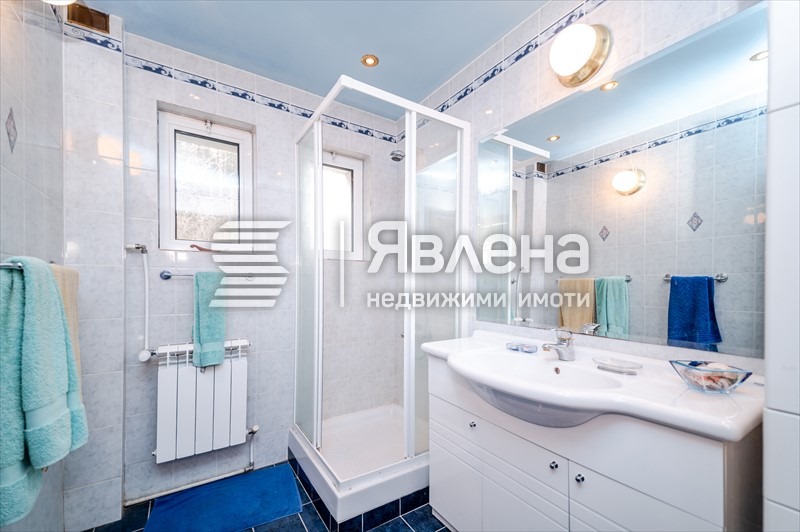 Продава КЪЩА, с. Панчарево, област София-град, снимка 12 - Къщи - 47541458