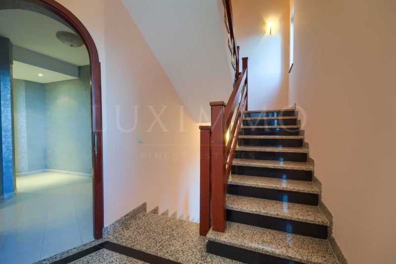 Продава КЪЩА, гр. София, Бояна, снимка 17 - Къщи - 53439016