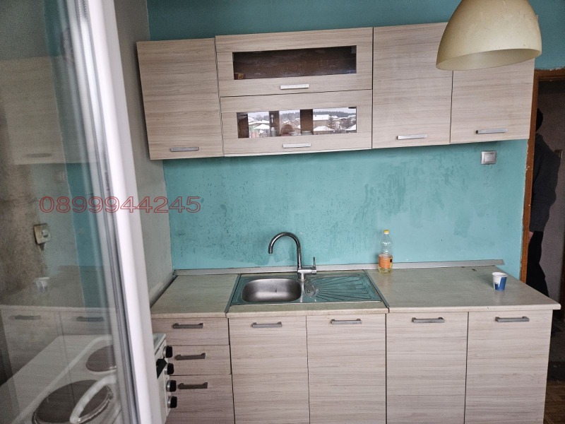 Продава 2-СТАЕН, гр. Перник, Димова махала, снимка 3 - Апартаменти - 53067234