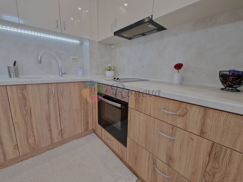 Na prodej  2 ložnice Varna , k.k. Zlatni pjasaci , 118 m2 | 89491405 - obraz [9]