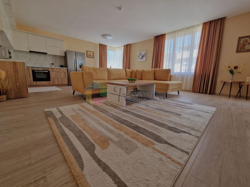 Na prodej  2 ložnice Varna , k.k. Zlatni pjasaci , 118 m2 | 89491405 - obraz [2]