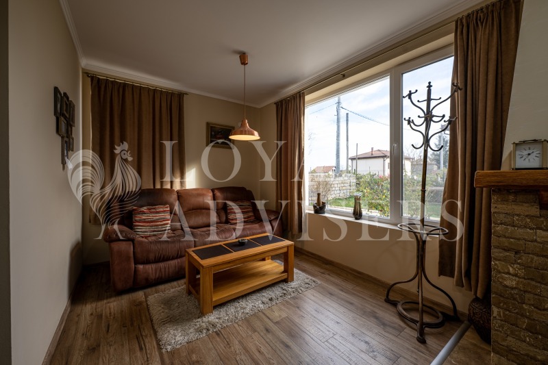 Продава КЪЩА, с. Куманово, област Варна, снимка 5 - Къщи - 52575898