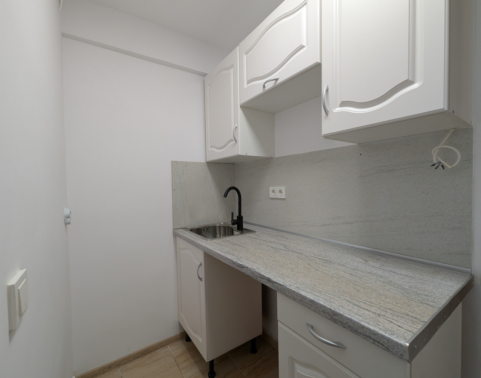 Продава МНОГОСТАЕН, гр. Варна, Център, снимка 13 - Апартаменти - 55395733
