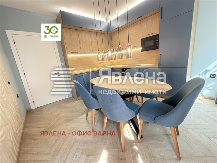 Продава 4-СТАЕН, гр. Варна, Централна поща, снимка 2 - Апартаменти - 55383417