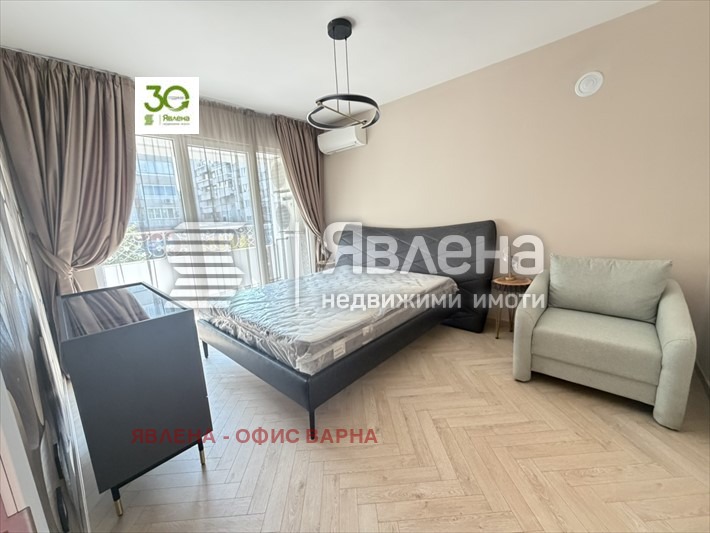Продава 4-СТАЕН, гр. Варна, Централна поща, снимка 3 - Апартаменти - 55383417