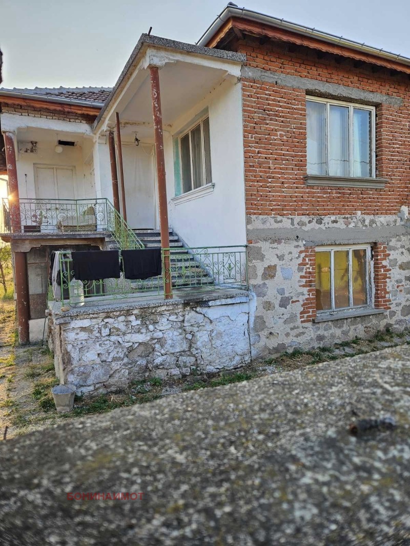 Til salg  Hus region Plovdiv , Dalbok izvor , 140 kvm | 29223959