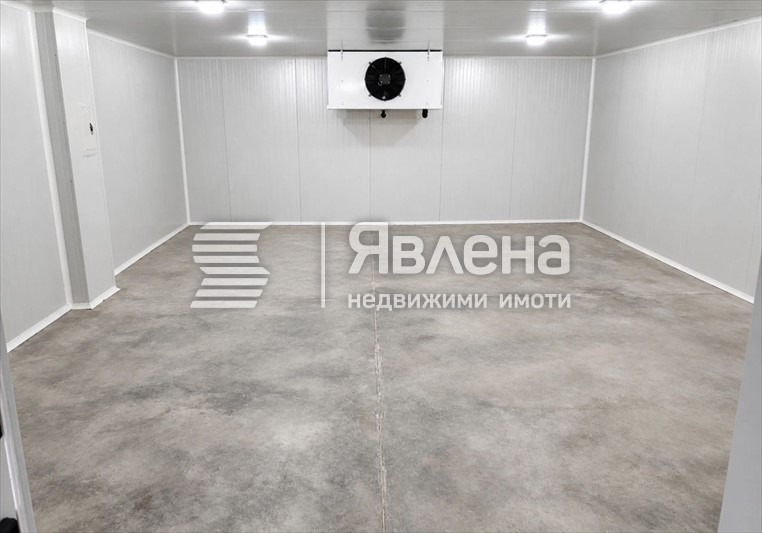 Продава СКЛАД, гр. Пазарджик, Идеален център