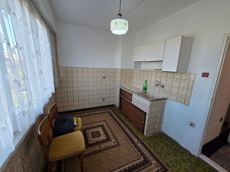 Продава 2-СТАЕН в град Добрич, Дружба 2 - 72 кв.м / 58 000 € » 113 438.14 лв., ДИМИТРОВ ГРУП