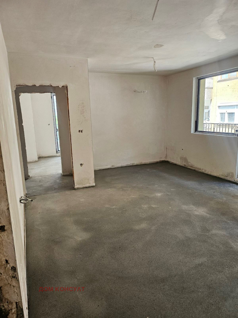 Satılık  2 yatak odası Plovdiv , Centar , 95 metrekare | 39910335 - görüntü [2]